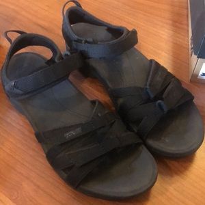 Black Teva Sandals size 9